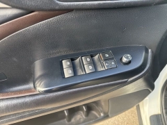 Used 2019  Toyota Highlander 4d SUV AWD XLE at A&plus; Autobrokers near Mt&period; Vernon&comma; OH