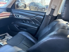 Used 2015  INFINITI Q70 4d Sedan AWD V6 at A&plus; Autobrokers near Mt&period; Vernon&comma; OH