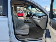 Used 2018  GMC Yukon XL 4d SUV 4WD Denali at A&plus; Autobrokers near Mt&period; Vernon&comma; OH