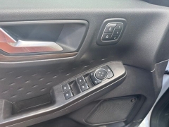 Used 2020  Ford Escape 4d SUV AWD Titanium at A&plus; Autobrokers near Mt&period; Vernon&comma; OH