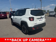 Used 2015  Jeep Renegade 4d SUV 4WD Trailhawk at A&plus; Autobrokers near Mt&period; Vernon&comma; OH