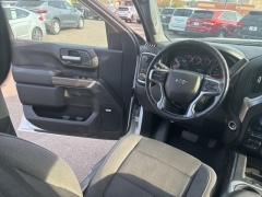 Used 2020  Chevrolet Silverado 1500 4WD Crew Cab LT Trail Boss at A+ Autobrokers near Mt. Vernon, OH