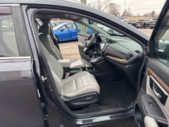 Used 2017  Honda CR-V 4d SUV AWD Touring at A&plus; Autobrokers near Mt&period; Vernon&comma; OH