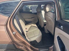 Used 2017  Hyundai Tucson 4d SUV AWD Limited at A&plus; Autobrokers near Mt&period; Vernon&comma; OH