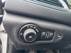 Used 2015  Chrysler 200 4d Sedan S I4 at A&plus; Autobrokers near Mt&period; Vernon&comma; OH