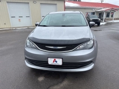 Used 2017  Chrysler Pacifica 4d Wagon Touring at A&plus; Autobrokers near Mt&period; Vernon&comma; OH