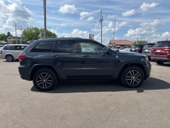 Used 2018  Jeep Grand Cherokee 4d SUV 4WD Trailhawk V6 at A&plus; Autobrokers near Mt&period; Vernon&comma; OH