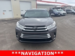 Used 2018  Toyota Highlander 4d SUV AWD XLE at A&plus; Autobrokers near Mt&period; Vernon&comma; OH