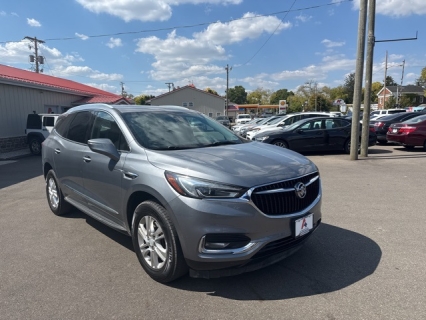 2018 Buick Enclave Essence's photo