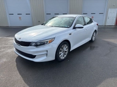 Used 2017  Kia Optima 4d Sedan EX at A&plus; Autobrokers near Mt&period; Vernon&comma; OH