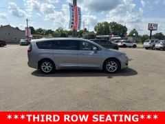 Used 2018  Chrysler Pacifica 4d Wagon Touring L at A&plus; Autobrokers near Mt&period; Vernon&comma; OH
