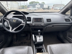 Used 2011  Honda Civic Sedan 4d EX-L at A&plus; Autobrokers near Mt&period; Vernon&comma; OH