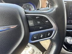 Used 2018  Chrysler Pacifica 4d Wagon Touring L at A&plus; Autobrokers near Mt&period; Vernon&comma; OH