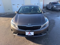 Used 2017  Kia Forte 4d Sedan LX Popular at A&plus; Autobrokers near Mt&period; Vernon&comma; OH