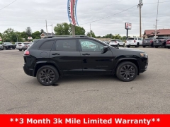 Used 2019  Jeep Cherokee 4d SUV 4WD Limited High Altitude 3&period;2L at A&plus; Autobrokers near Mt&period; Vernon&comma; OH