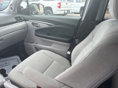 Used 2018  Honda Pilot 4d SUV AWD LX at A&plus; Autobrokers near Mt&period; Vernon&comma; OH