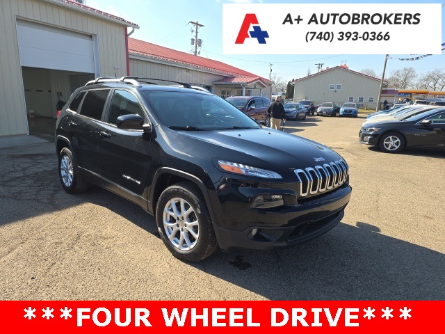 Used 2018  Jeep Cherokee 4d SUV 4WD Latitude Plus V6 at A+ Autobrokers near Mt. Vernon, OH