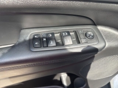 Used 2019  Jeep Grand Cherokee 4d SUV 4WD Laredo E at A&plus; Autobrokers near Mt&period; Vernon&comma; OH