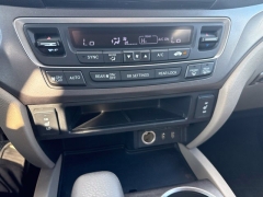 Used 2016  Honda Pilot 4d SUV AWD EX-L at A&plus; Autobrokers near Mt&period; Vernon&comma; OH