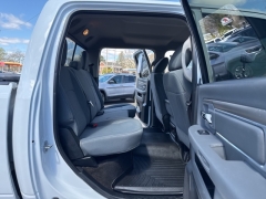 Used 2017  Ram 2500 4WD Crew Cab SLT at A&plus; Autobrokers near Mt&period; Vernon&comma; OH