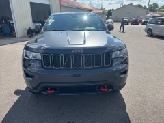 Used 2018  Jeep Grand Cherokee 4d SUV 4WD Trailhawk V6 at A+ Autobrokers near Mt. Vernon, OH