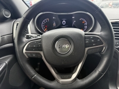 Used 2018  Jeep Grand Cherokee 4d SUV 4WD Laredo Altitude at A&plus; Autobrokers near Mt&period; Vernon&comma; OH