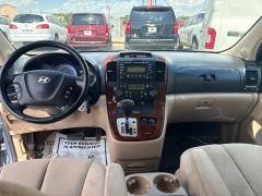 Used 2008  Hyundai Entourage 5d Wagon GLS at A&plus; Autobrokers near Mt&period; Vernon&comma; OH