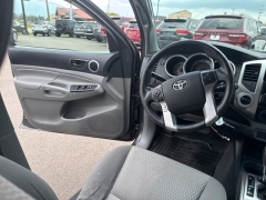 Used 2015 Toyota Tacoma 4WD Double Cab Short Bed Auto at A+ Autobrokers near Mt. Vernon, OH