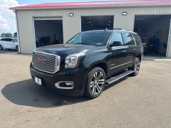 Used 2017  GMC Yukon 4d SUV 4WD Denali at A&plus; Autobrokers near Mt&period; Vernon&comma; OH