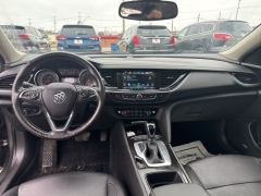Used 2018  Buick Regal TourX 4d Wagon AWD Essence at A&plus; Autobrokers near Mt&period; Vernon&comma; OH