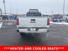 Used 2015  GMC Sierra 2500 4WD Crew Cab Denali at A&plus; Autobrokers near Mt&period; Vernon&comma; OH