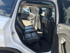 Used 2016  Ford Escape 4d SUV 4WD Titanium at A&plus; Autobrokers near Mt&period; Vernon&comma; OH