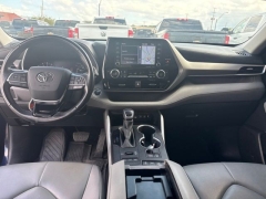 Used 2020  Toyota Highlander 4d SUV AWD XLE at A&plus; Autobrokers near Mt&period; Vernon&comma; OH