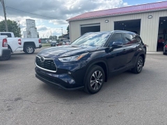 Used 2020  Toyota Highlander 4d SUV AWD XLE at A&plus; Autobrokers near Mt&period; Vernon&comma; OH