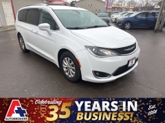  2019 Chrysler Pacifica 4d Wagon Touring L at A&plus; Autobrokers near Mt&period; Vernon&comma; OH