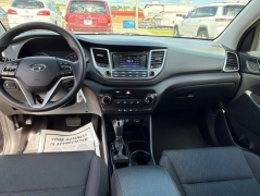 Used 2018  Hyundai Tucson 4d SUV AWD SE at A&plus; Autobrokers near Mt&period; Vernon&comma; OH