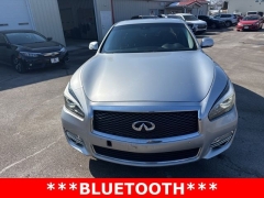 Used 2015  INFINITI Q70 4d Sedan AWD V6 at A&plus; Autobrokers near Mt&period; Vernon&comma; OH
