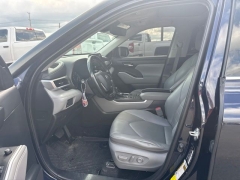 Used 2020  Toyota Highlander 4d SUV AWD XLE at A&plus; Autobrokers near Mt&period; Vernon&comma; OH
