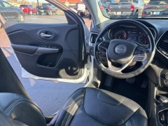 Used 2020  Jeep Cherokee 4d SUV 4WD Limited 3&period;2L at A&plus; Autobrokers near Mt&period; Vernon&comma; OH