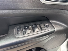 Used 2018 Jeep Grand Cherokee 4d SUV 4WD Laredo Altitude at A+ Autobrokers near Mt. Vernon, OH