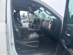 Used 2015  GMC Sierra 2500 4WD Crew Cab Denali at A&plus; Autobrokers near Mt&period; Vernon&comma; OH