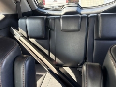 Used 2017  Toyota Highlander 4d SUV AWD Limited Platinum at A&plus; Autobrokers near Mt&period; Vernon&comma; OH
