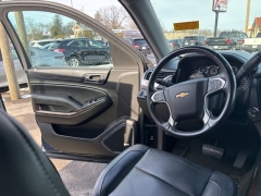 Used 2018  Chevrolet Suburban 4d SUV 4WD LT at A&plus; Autobrokers near Mt&period; Vernon&comma; OH