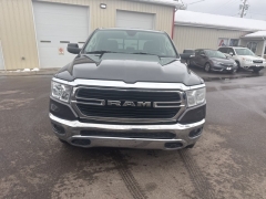 Used 2019  Ram 1500 4WD Crew Cab Big Horn&sol;Lone Star at A&plus; Autobrokers near Mt&period; Vernon&comma; OH