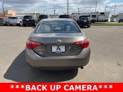 Used 2018  Toyota Corolla 4d Sedan LE at A&plus; Autobrokers near Mt&period; Vernon&comma; OH