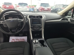 Used 2019  Ford Fusion Hybrid 4d Sedan FWD SE at A&plus; Autobrokers near Mt&period; Vernon&comma; OH