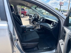 Used 2017  Toyota RAV4 4d SUV AWD LE at A&plus; Autobrokers near Mt&period; Vernon&comma; OH