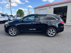 Used 2017  Kia Sorento 4d SUV AWD SX at A&plus; Autobrokers near Mt&period; Vernon&comma; OH
