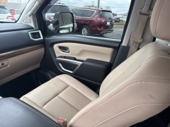 Used 2018  Nissan Titan 4WD Crew Cab SL at A+ Autobrokers near Mt. Vernon, OH