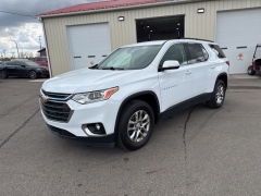 Used 2020  Chevrolet Traverse 4d SUV FWD LT Cloth w&sol;2FL at A&plus; Autobrokers near Mt&period; Vernon&comma; OH